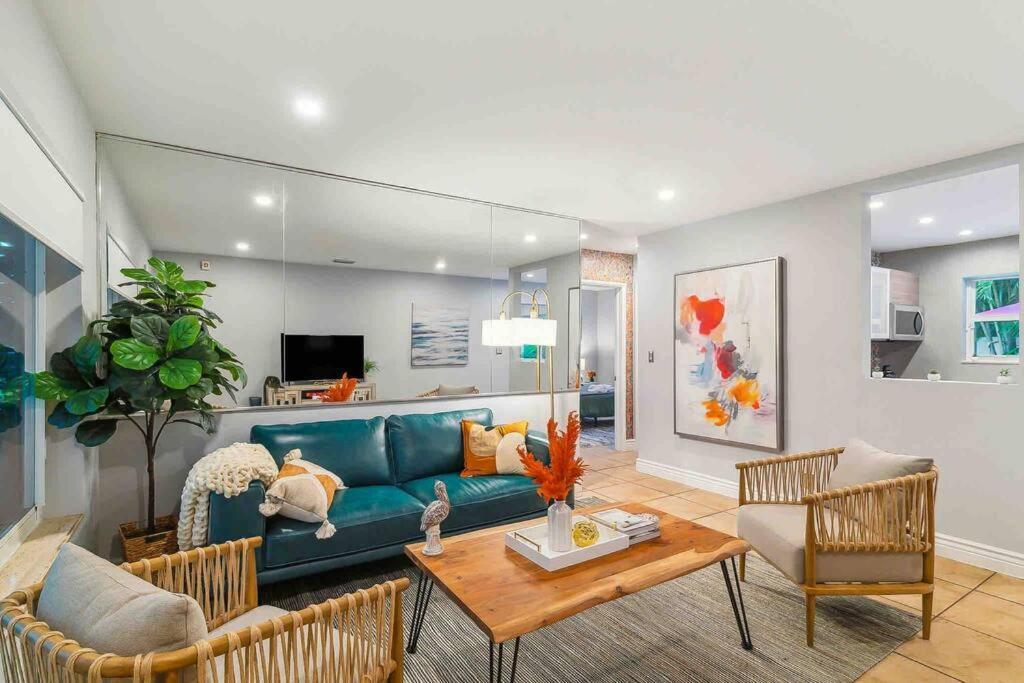 Private Oasis With Pool Near Beaches, Dining & Las Olas フォート・ローダーデール エクステリア 写真