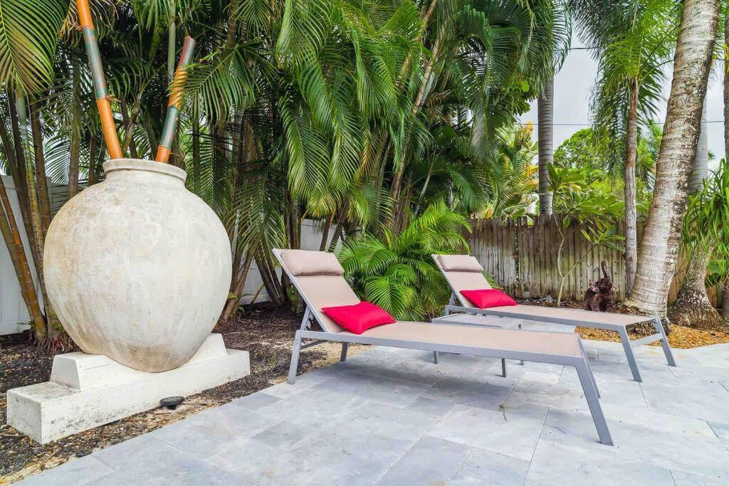 Private Oasis With Pool Near Beaches, Dining & Las Olas フォート・ローダーデール エクステリア 写真