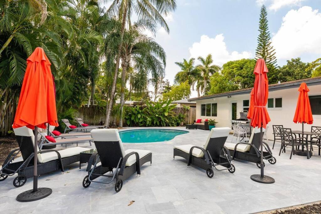 Private Oasis With Pool Near Beaches, Dining & Las Olas フォート・ローダーデール エクステリア 写真